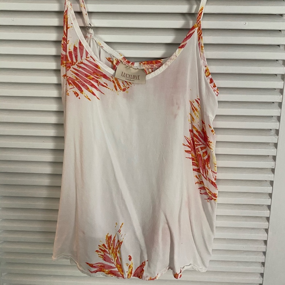 Lucy love top